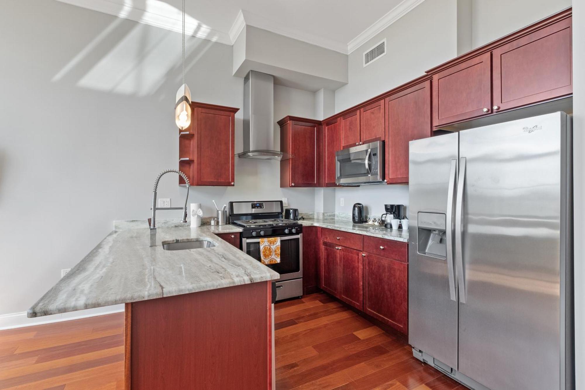 Glam Flat W Viewpooldeck * Philadelphia